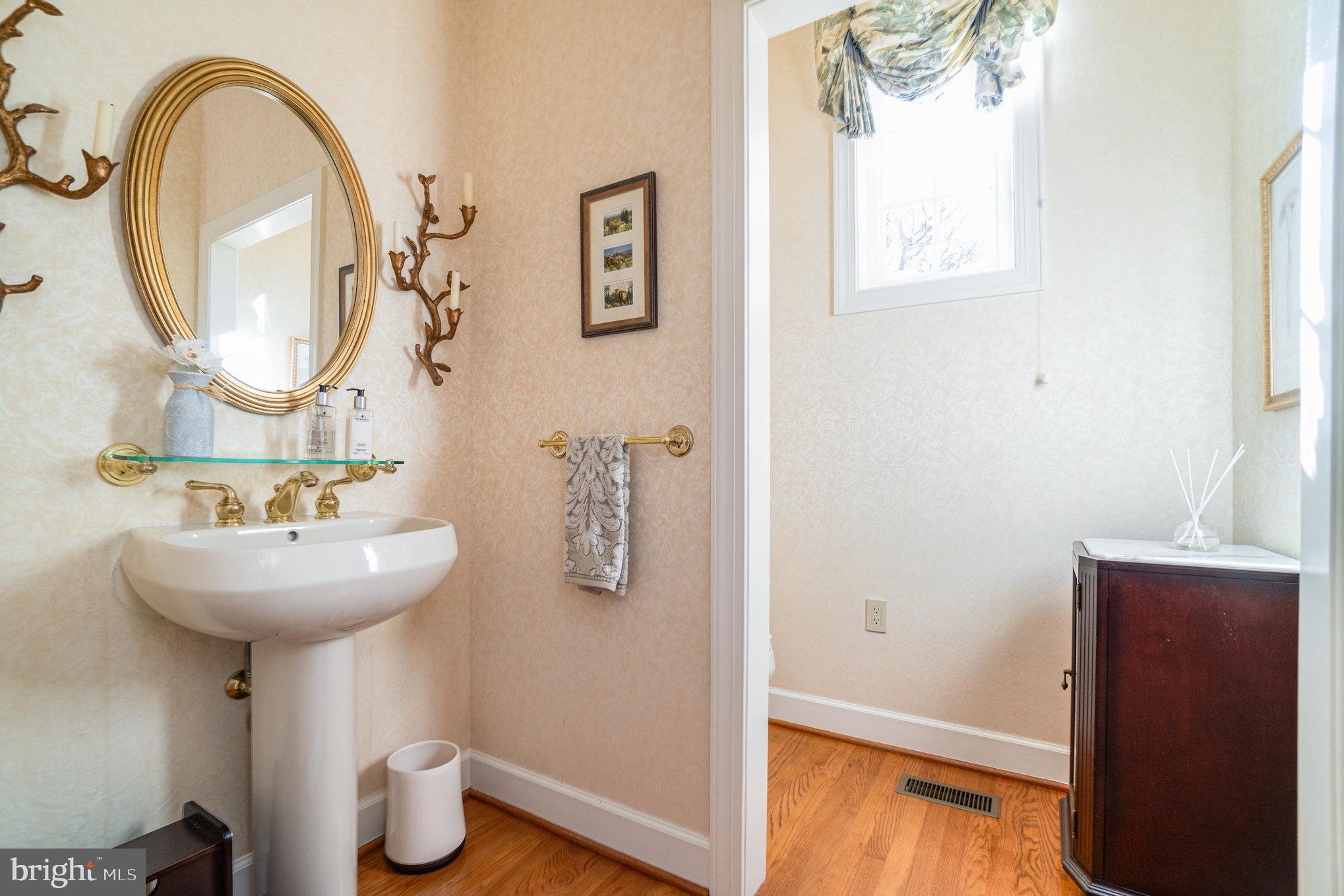 RIVER CREEK - Residential