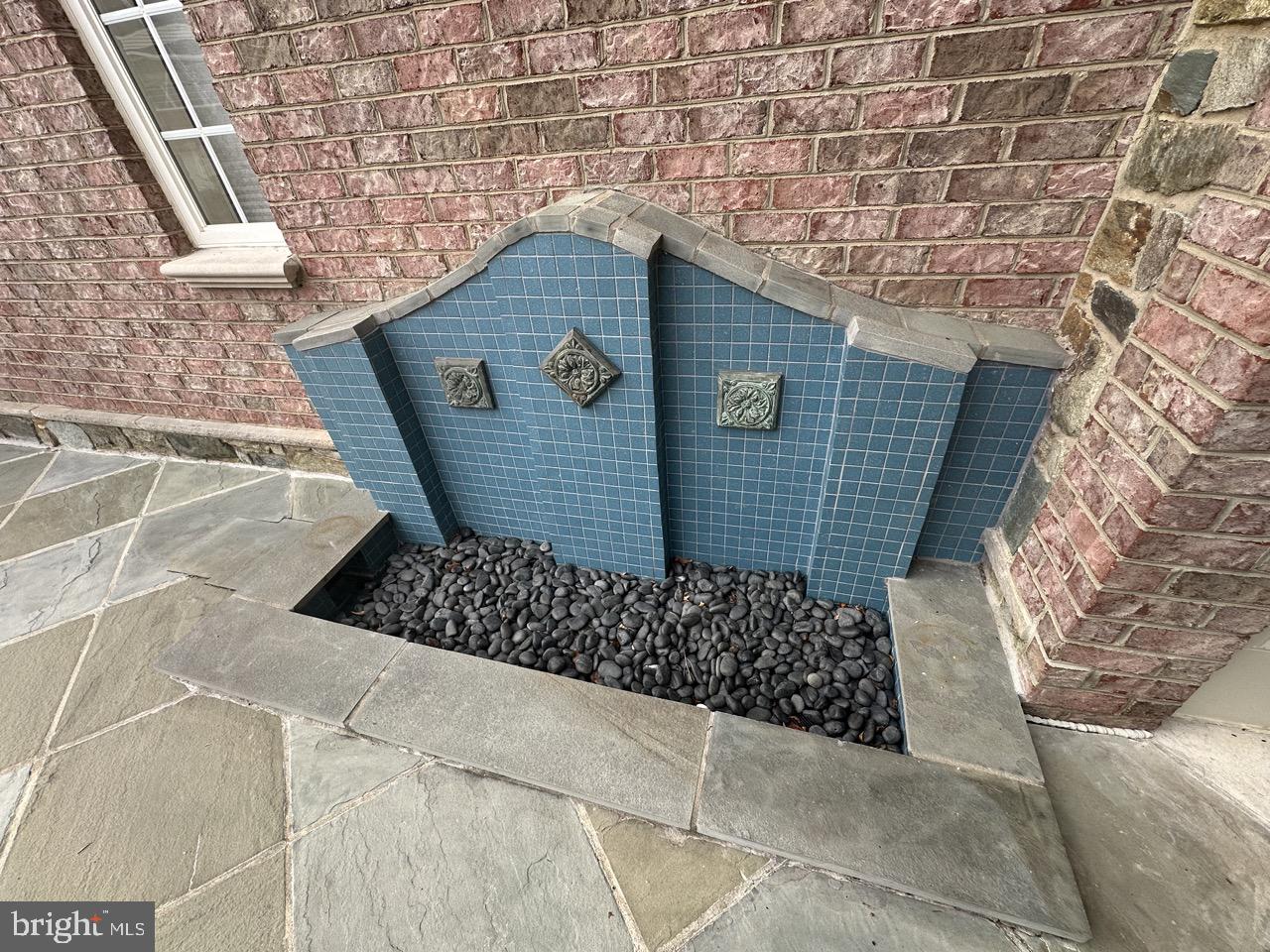 RIVER CREEK - Residential