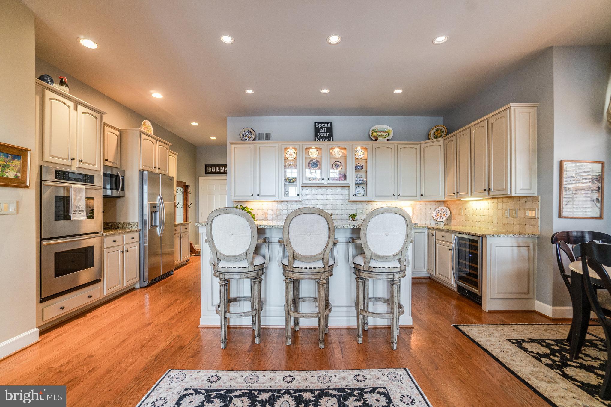 RIVER CREEK - Residential