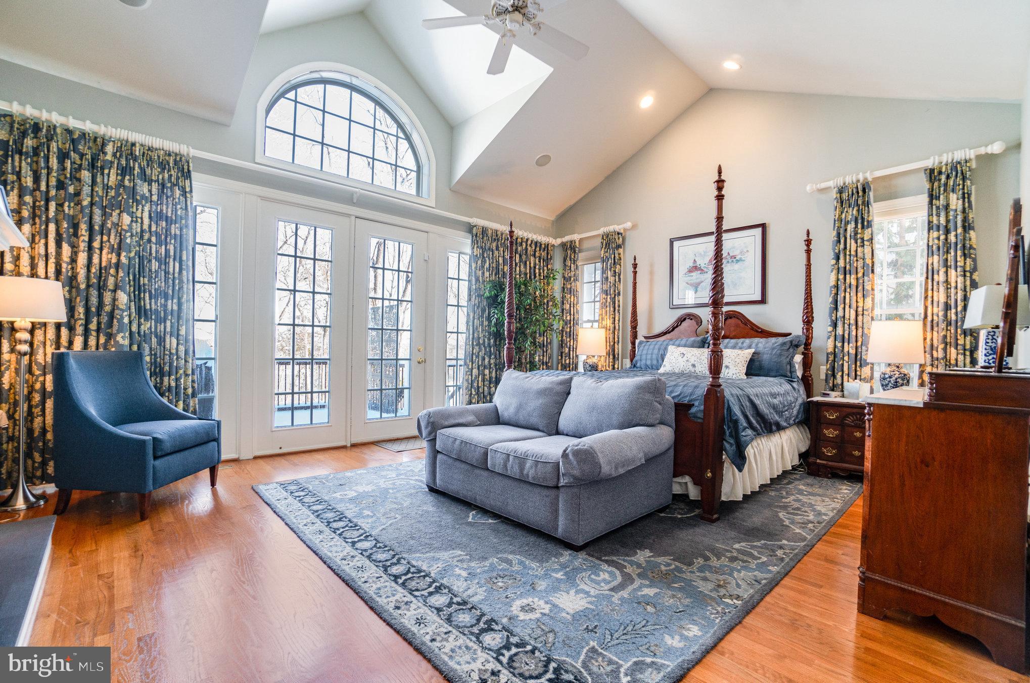 RIVER CREEK - Residential