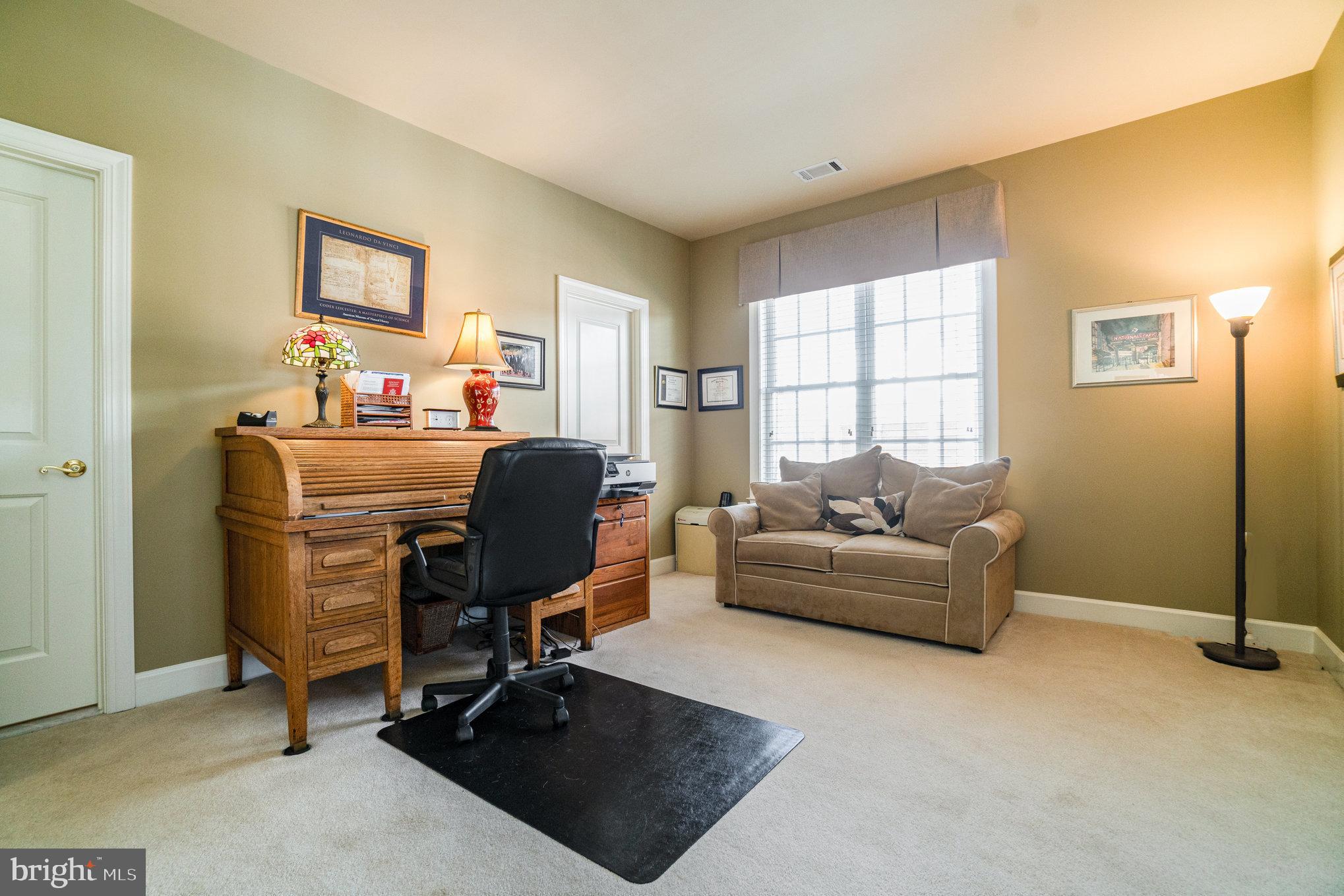 RIVER CREEK - Residential