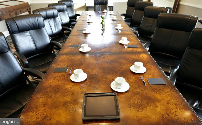 RIVER CREEK - Residential