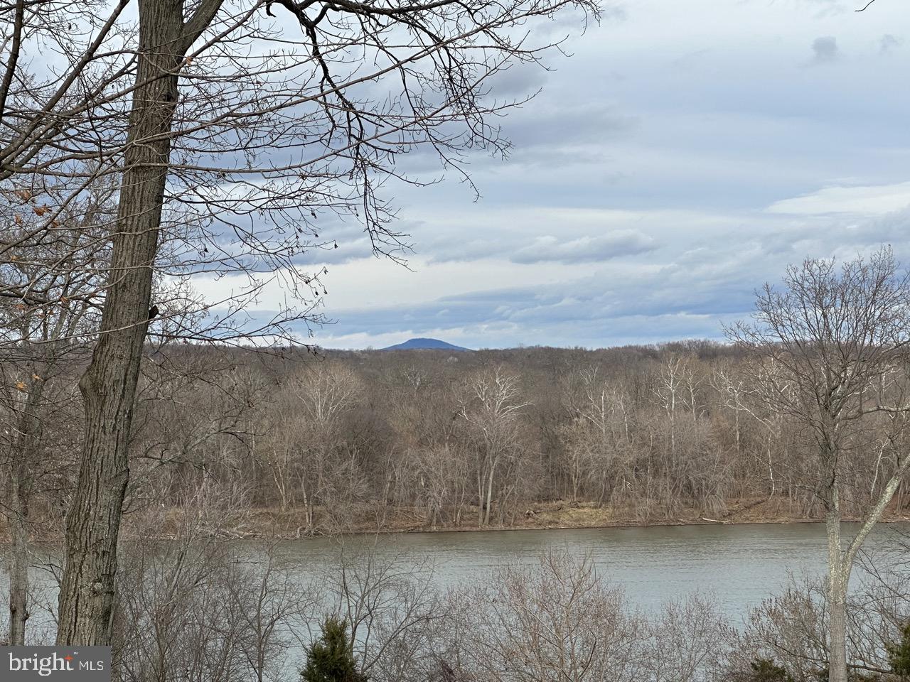 RIVER CREEK - Residential