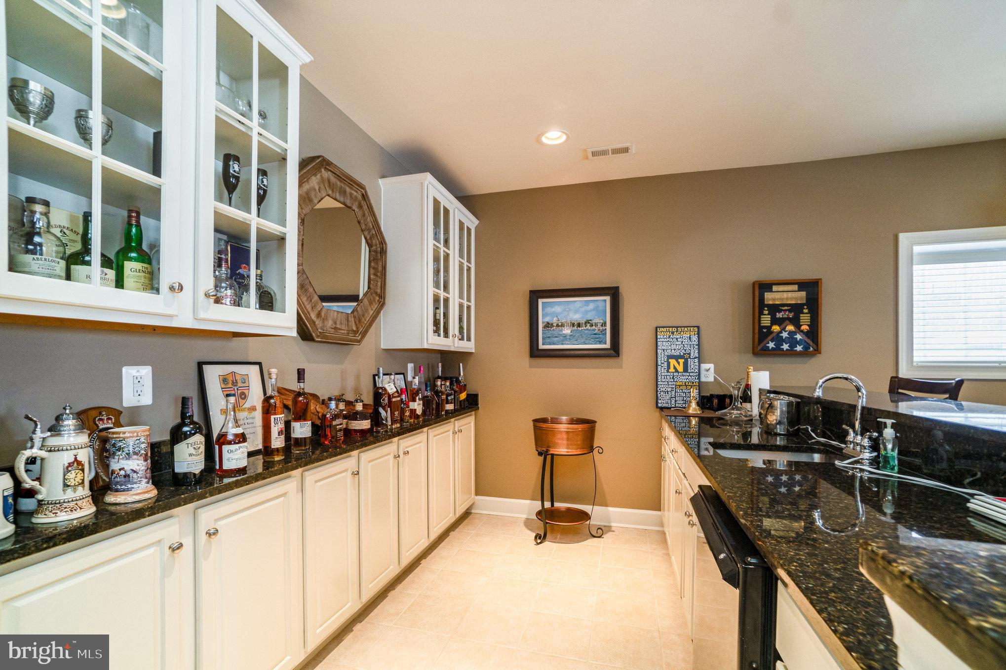 RIVER CREEK - Residential