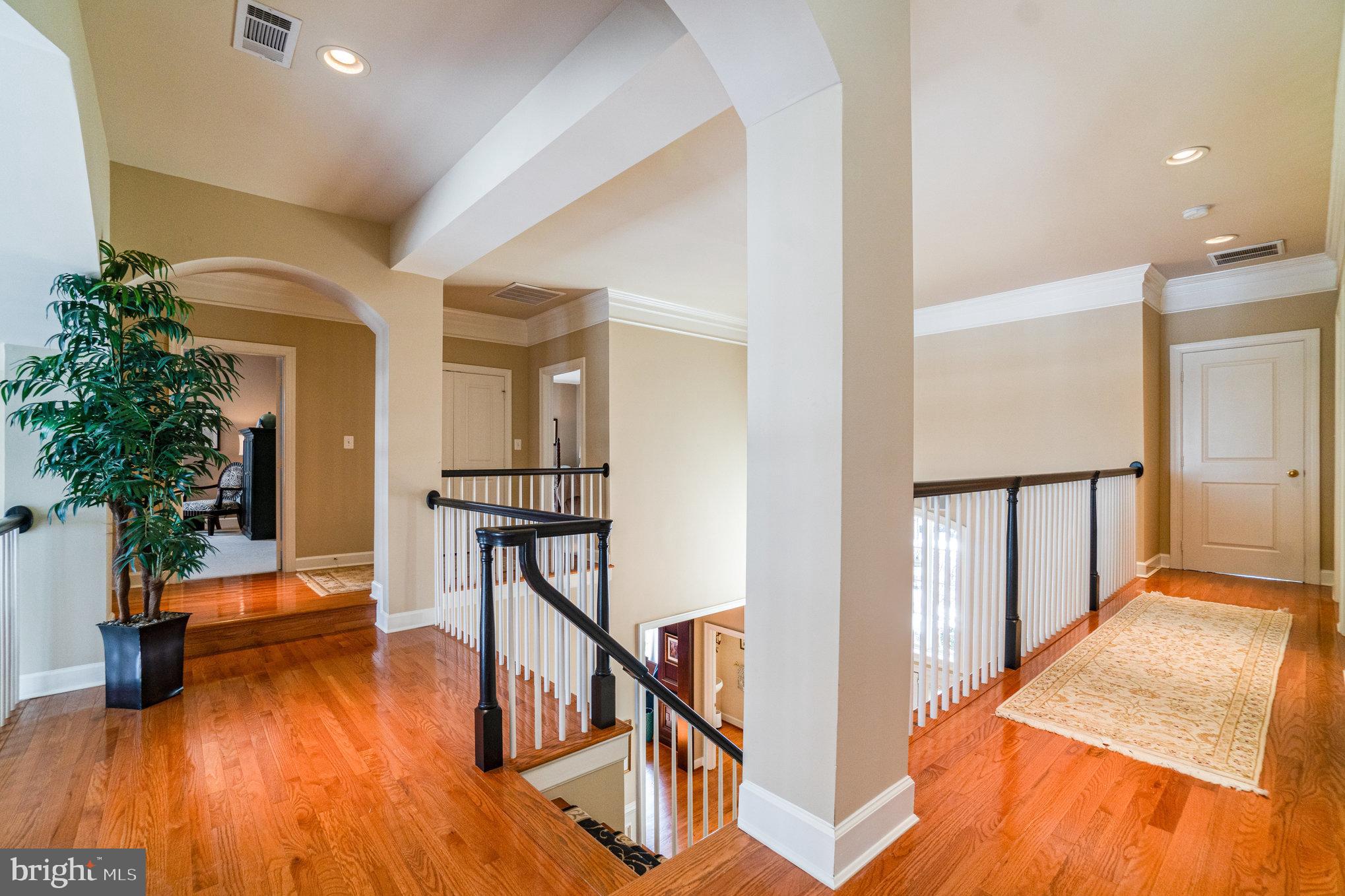 RIVER CREEK - Residential