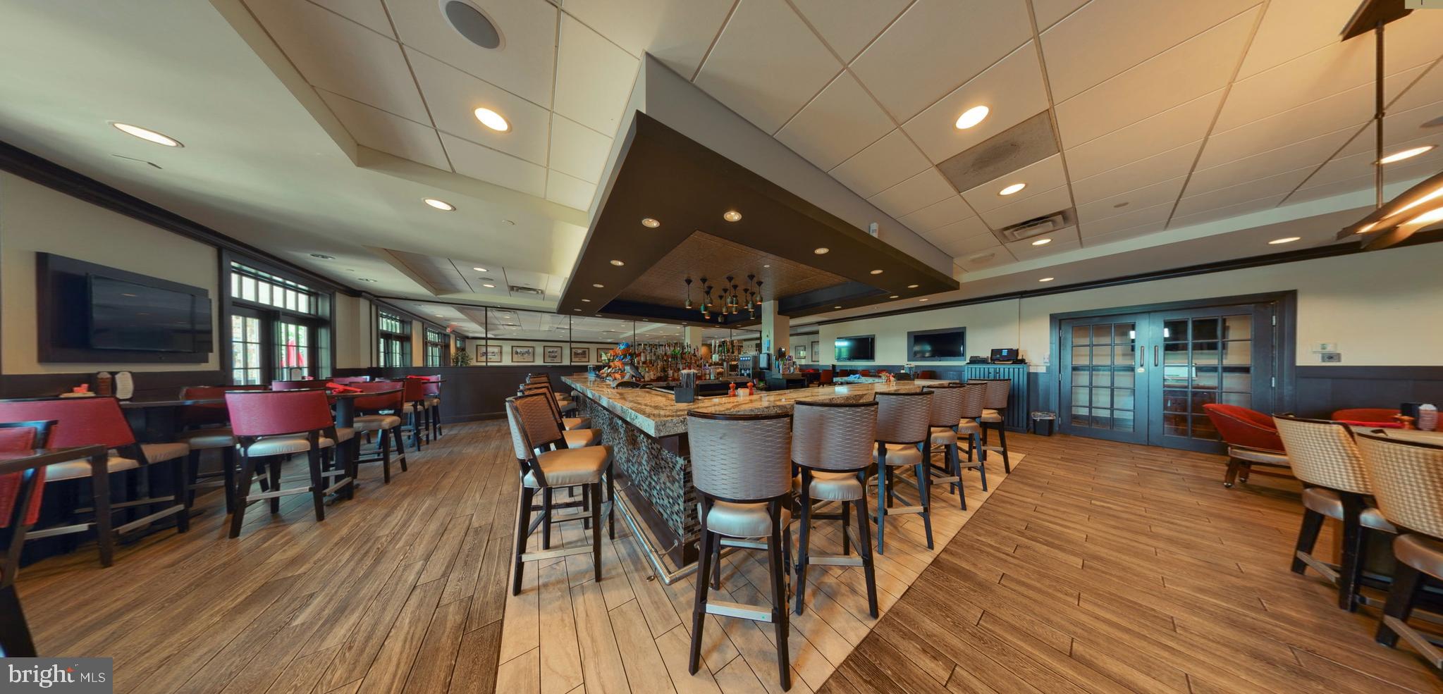 RIVER CREEK - Residential