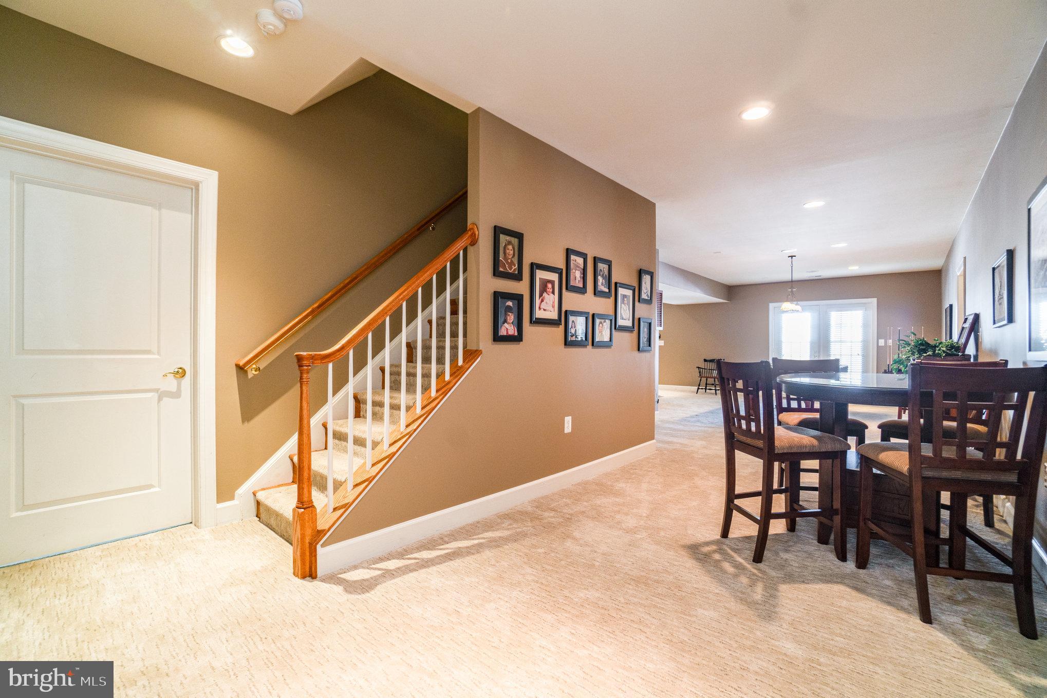 RIVER CREEK - Residential