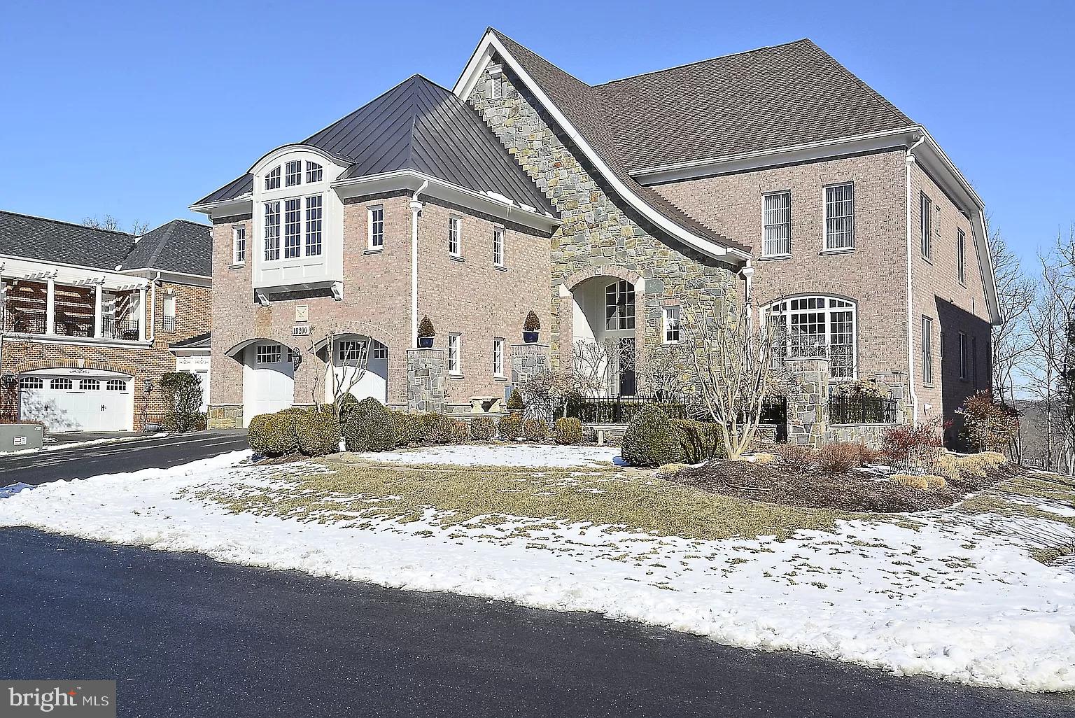 RIVER CREEK - Residential