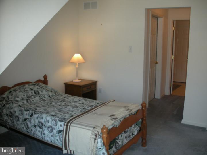 CHANCELLOR GLEN - Residential