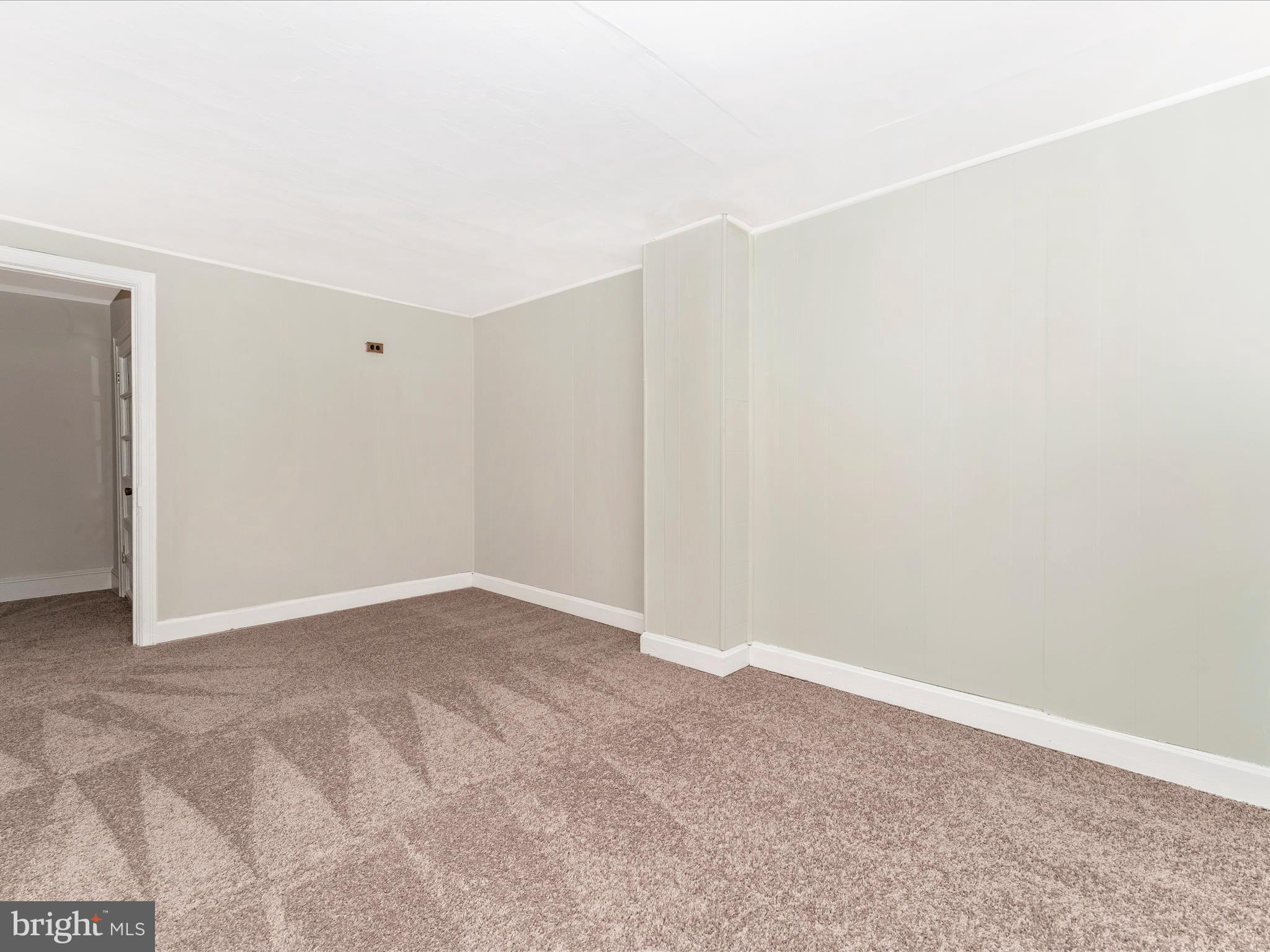 HAGERSTOWN - Residential