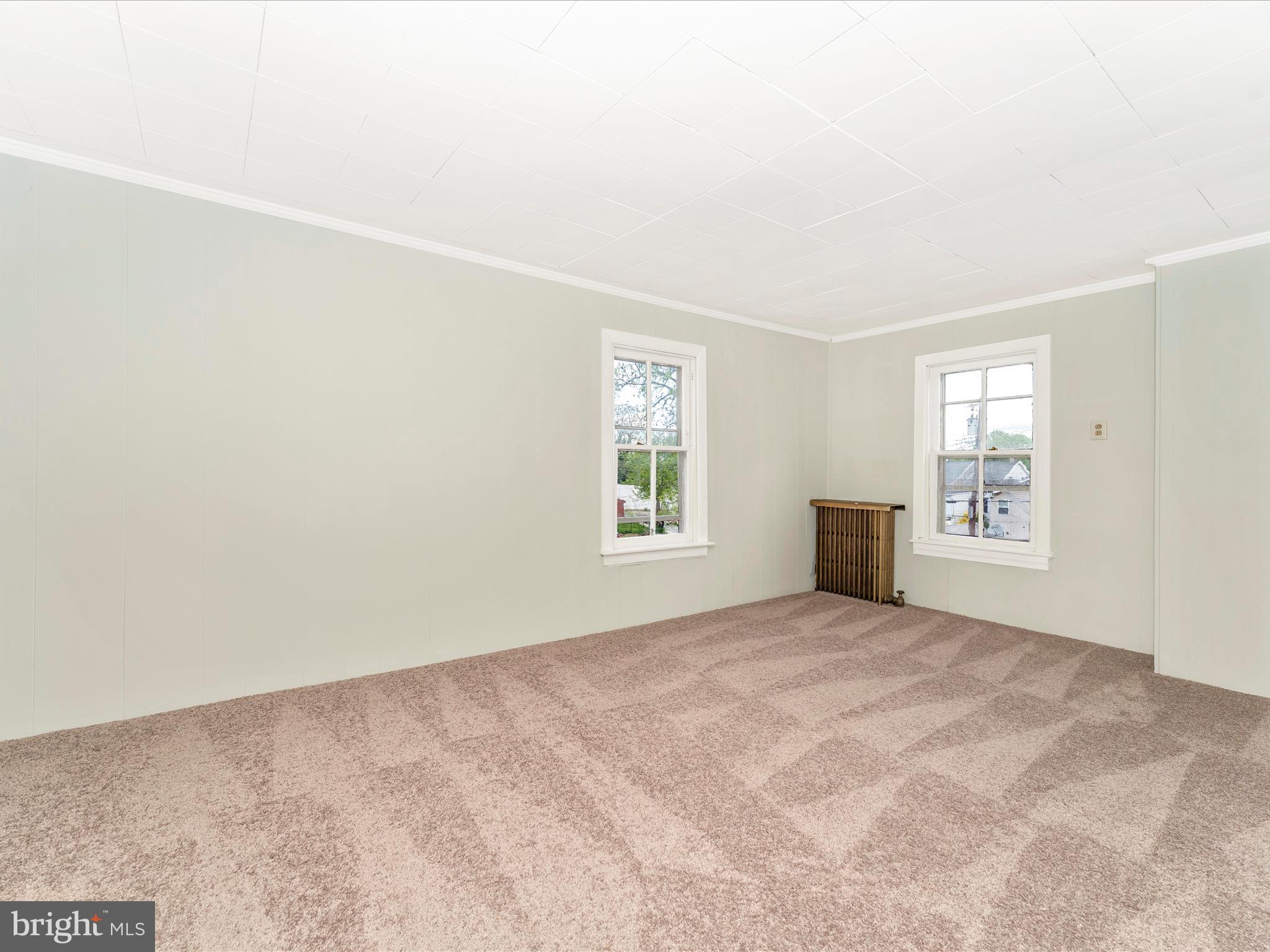 HAGERSTOWN - Residential