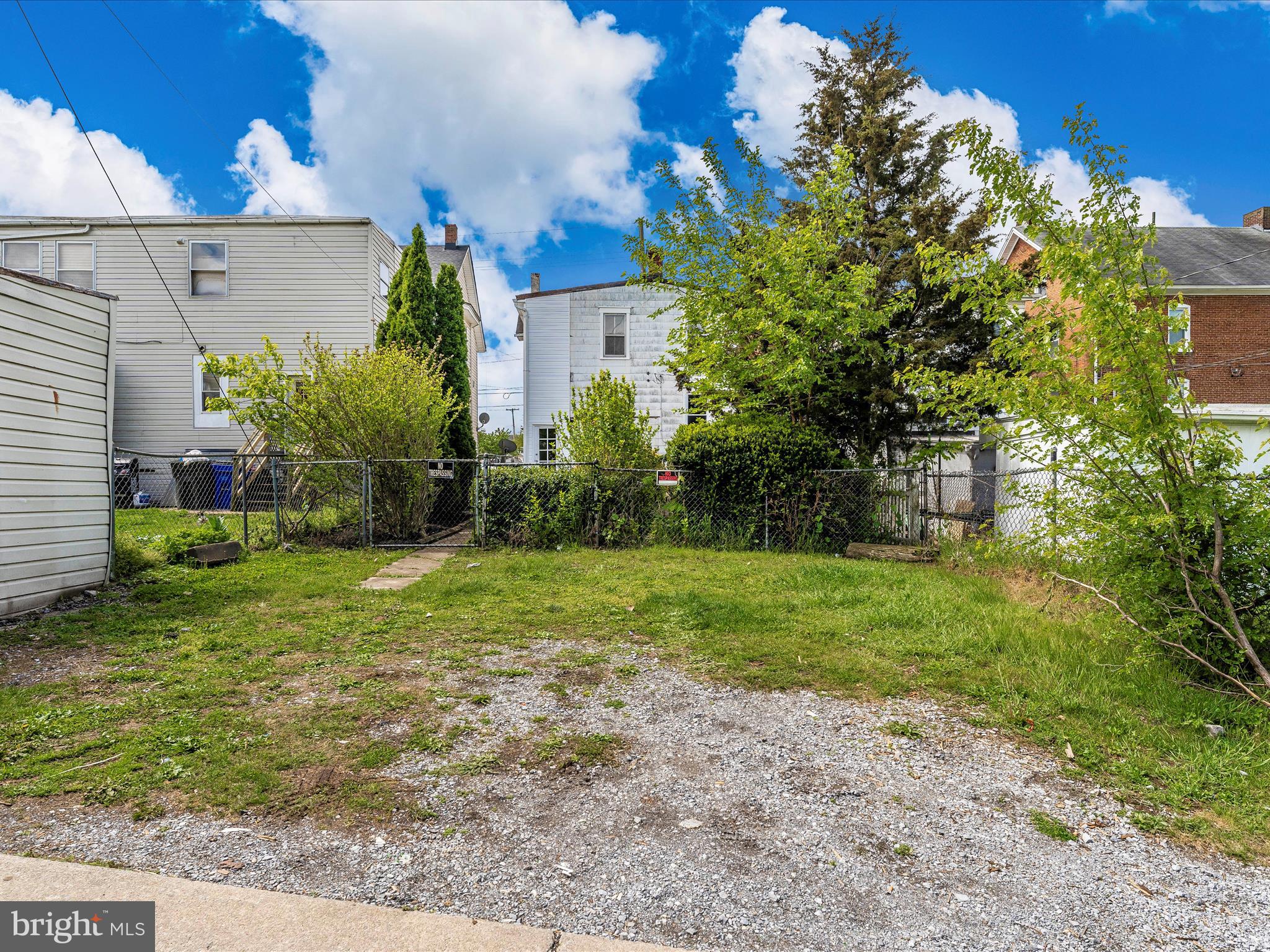 HAGERSTOWN - Residential