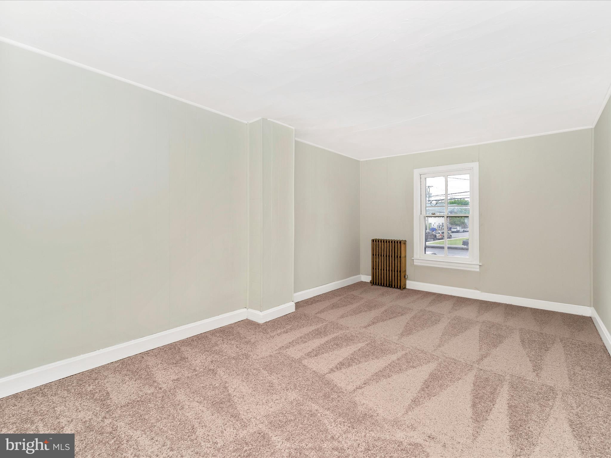 HAGERSTOWN - Residential