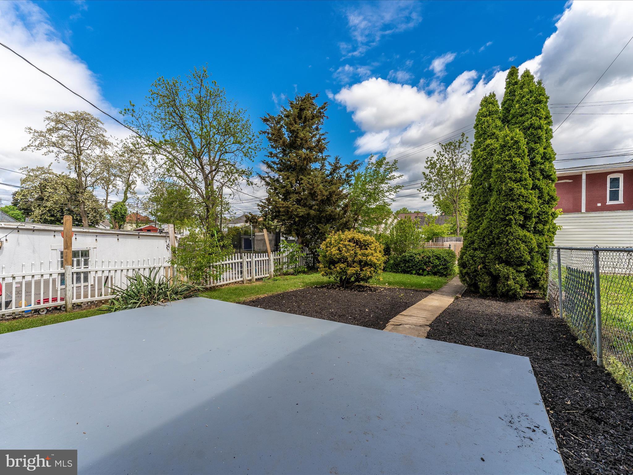 HAGERSTOWN - Residential