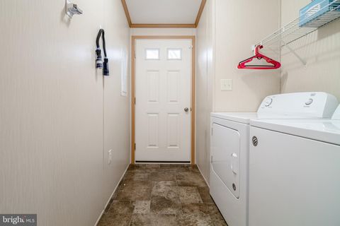 Tiny photo for 303 Basil Court, YORK, PA 17402 (MLS # PAYK2095966)