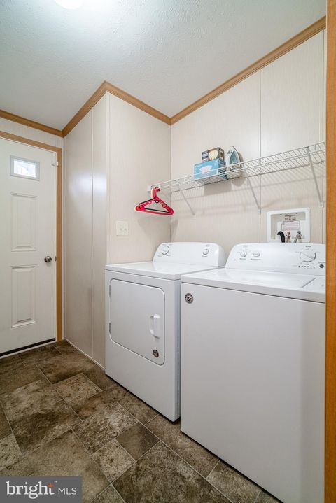 Tiny photo for 303 Basil Court, YORK, PA 17402 (MLS # PAYK2095966)