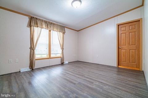 Tiny photo for 303 Basil Court, YORK, PA 17402 (MLS # PAYK2095966)