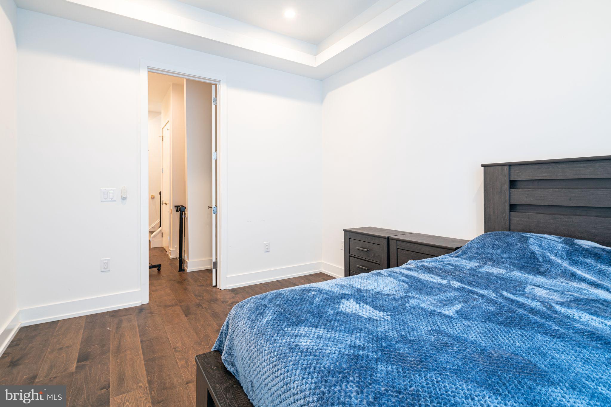 OLDE KENSINGTON - Residential Lease