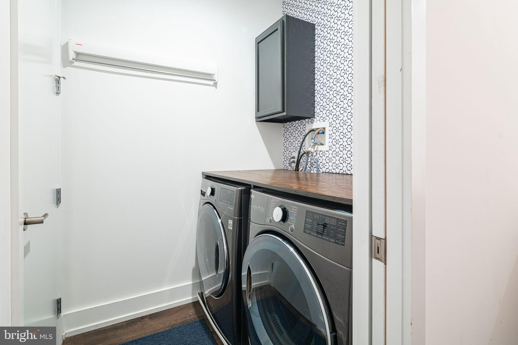 OLDE KENSINGTON - Residential Lease