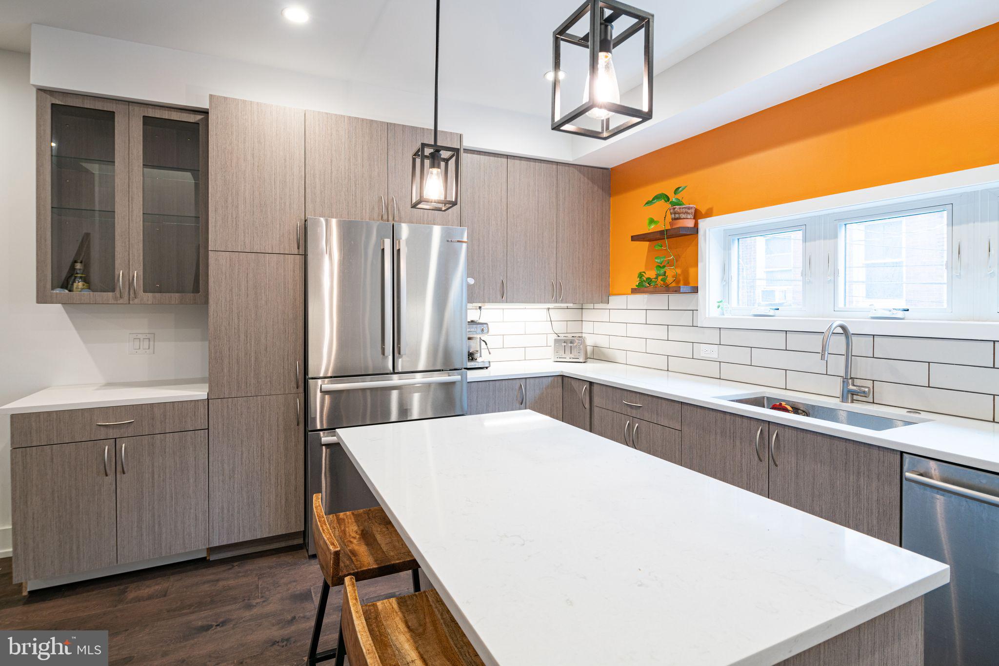 OLDE KENSINGTON - Residential Lease