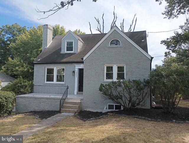 OFFERS IF ANY BY 9/9/2025.
REDUCED 20K on 9/4/25.
Fully Renovated 3 levels (3 BR, 3 Full BR SFH - full bath at each level) in Cheverly, MD with finished basement and 2 garages. Very Nice Sunroom and Nice Private Lot. New Spacious Kitchen (with peninsula), New 3 Baths, New Carpet, New Paint New HVAC. Newly Paved Driveway.
Look Beautiful picture of the Sunroom (on the back side).
PROFESSIONAL PICTURES COMING SOON (house is probably nicer than current pictures)
Just Beautiful.
