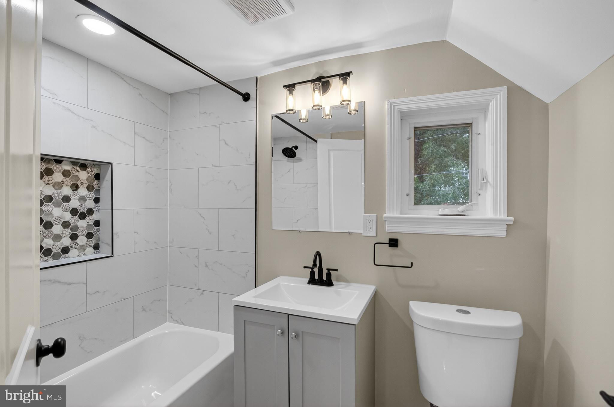 CHEVERLY 04A - Residential