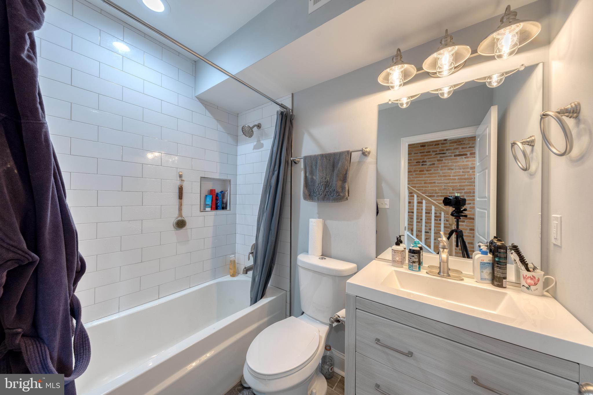 UPPER FELLS POINT - Residential Lease