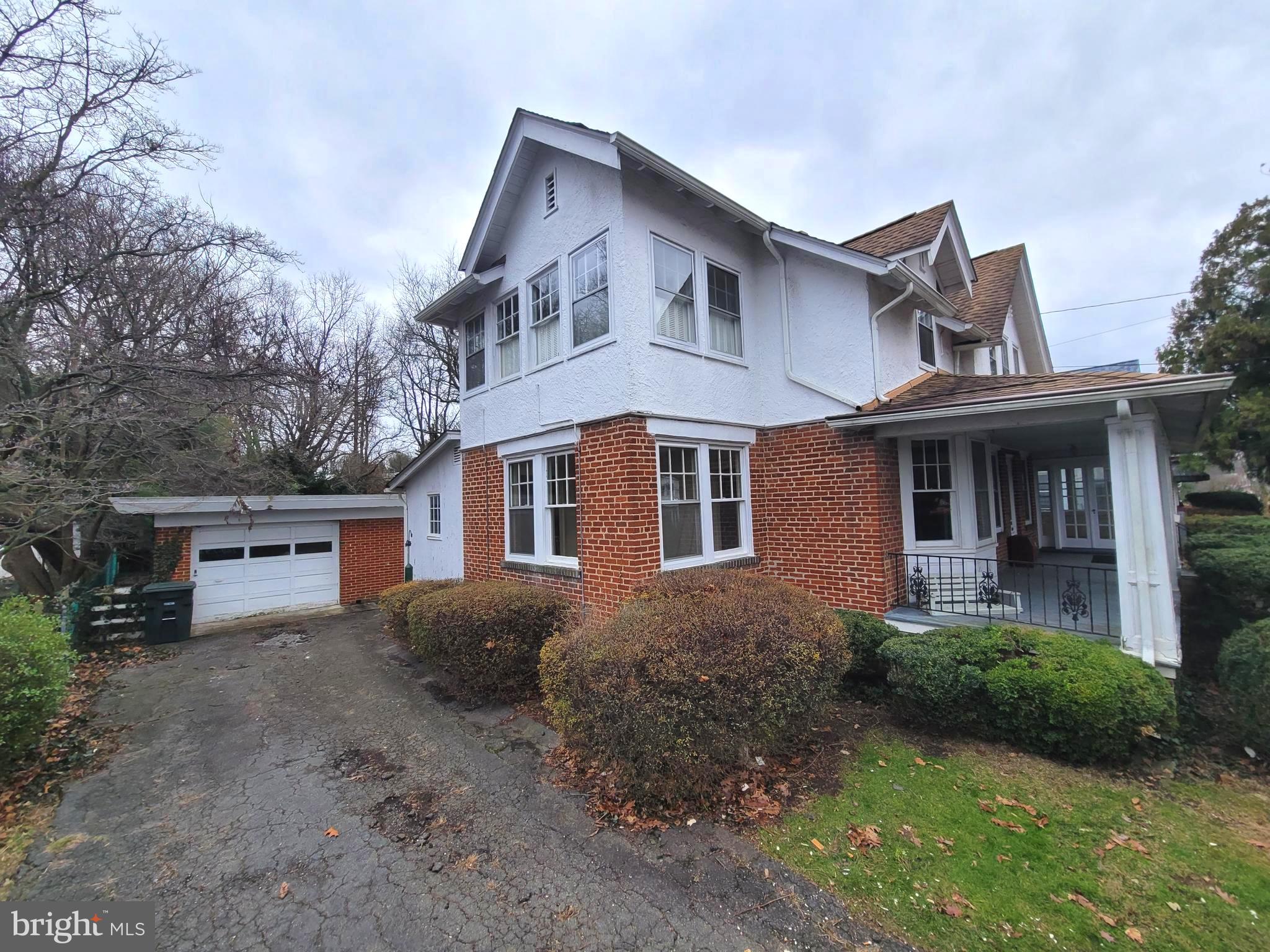 REALTY PARK - Residential