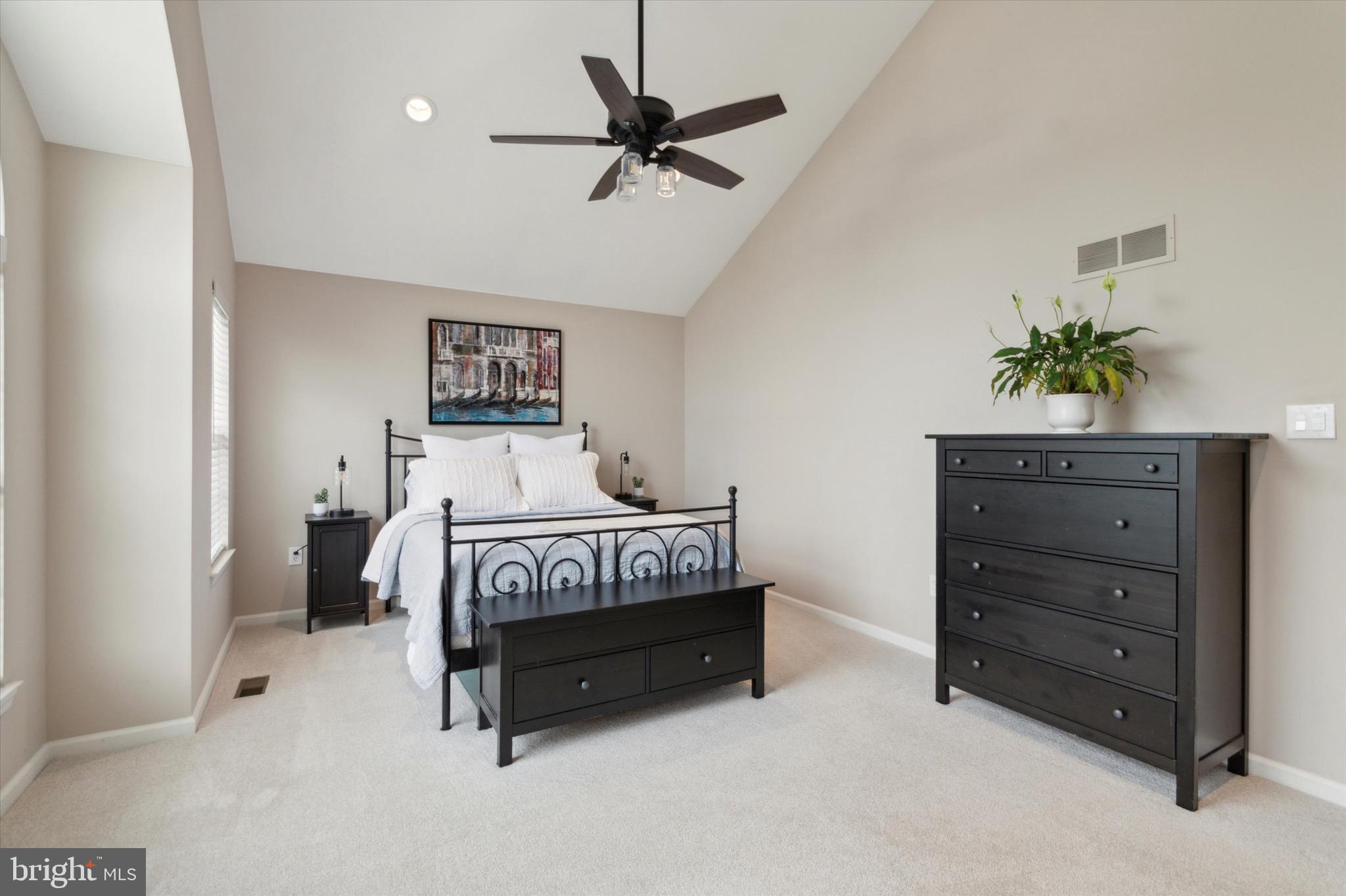 WATERFORD GREENE - Residential