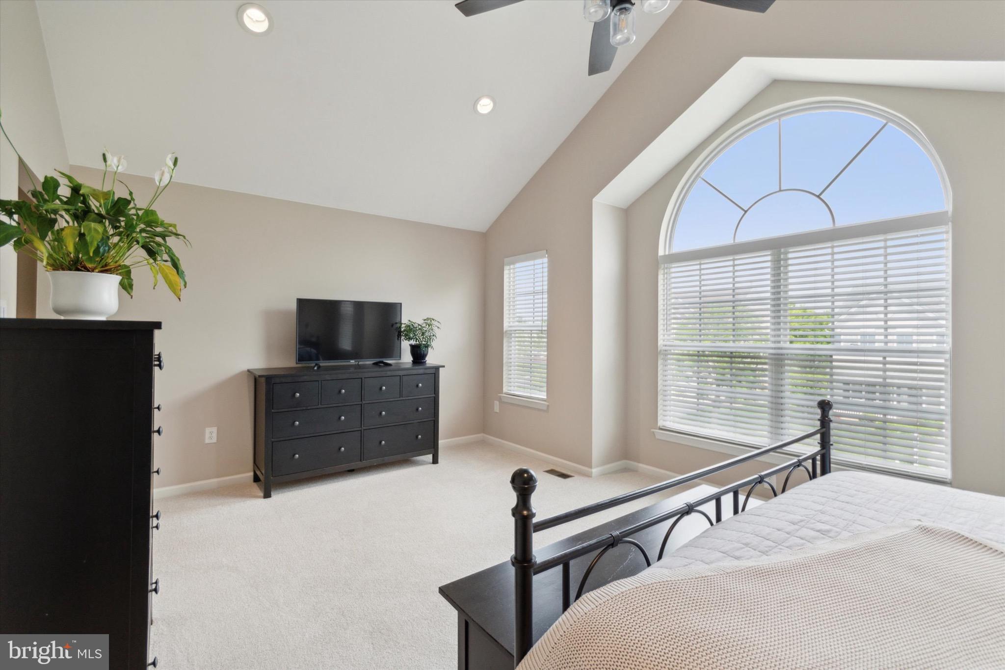 WATERFORD GREENE - Residential