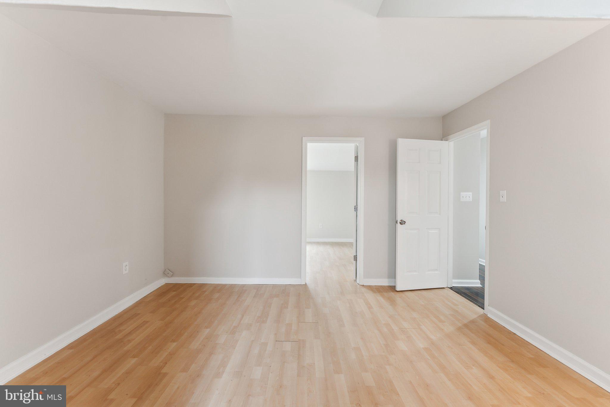 BEVERLY PARK - Residential Lease