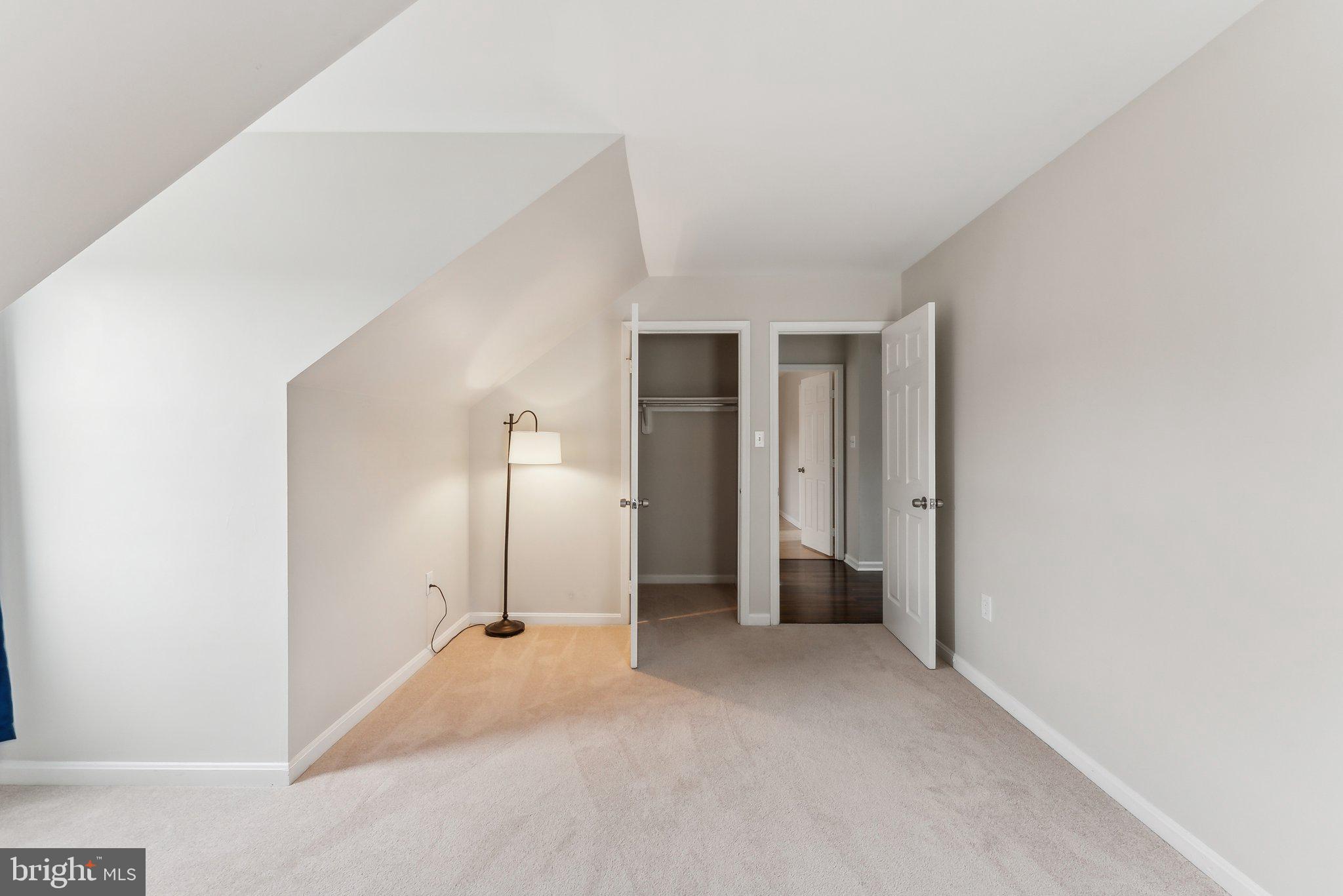 BEVERLY PARK - Residential Lease