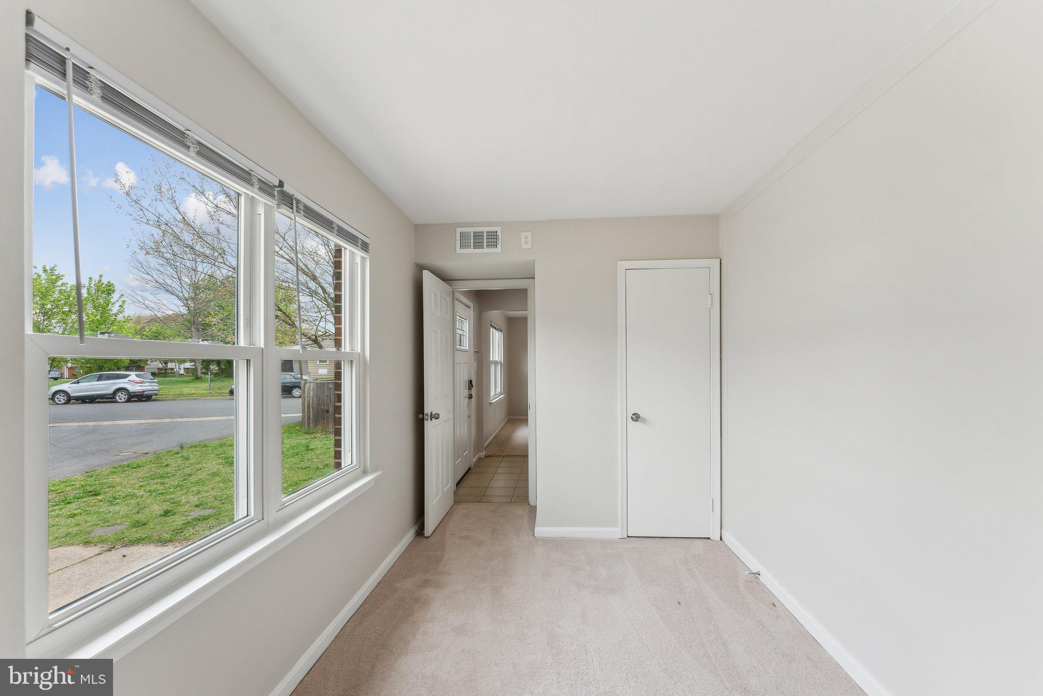 BEVERLY PARK - Residential Lease