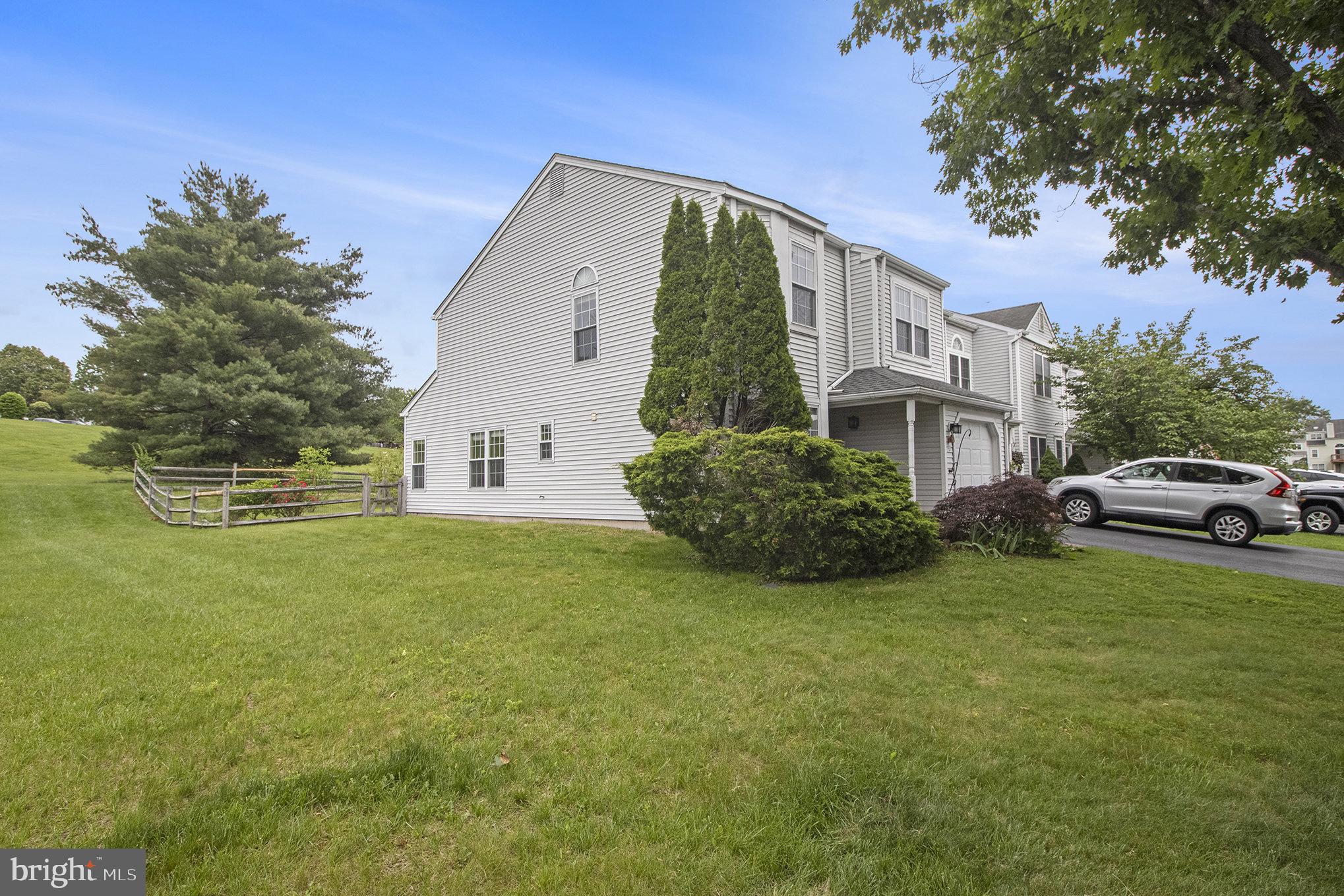 121 N PARK ROAD
