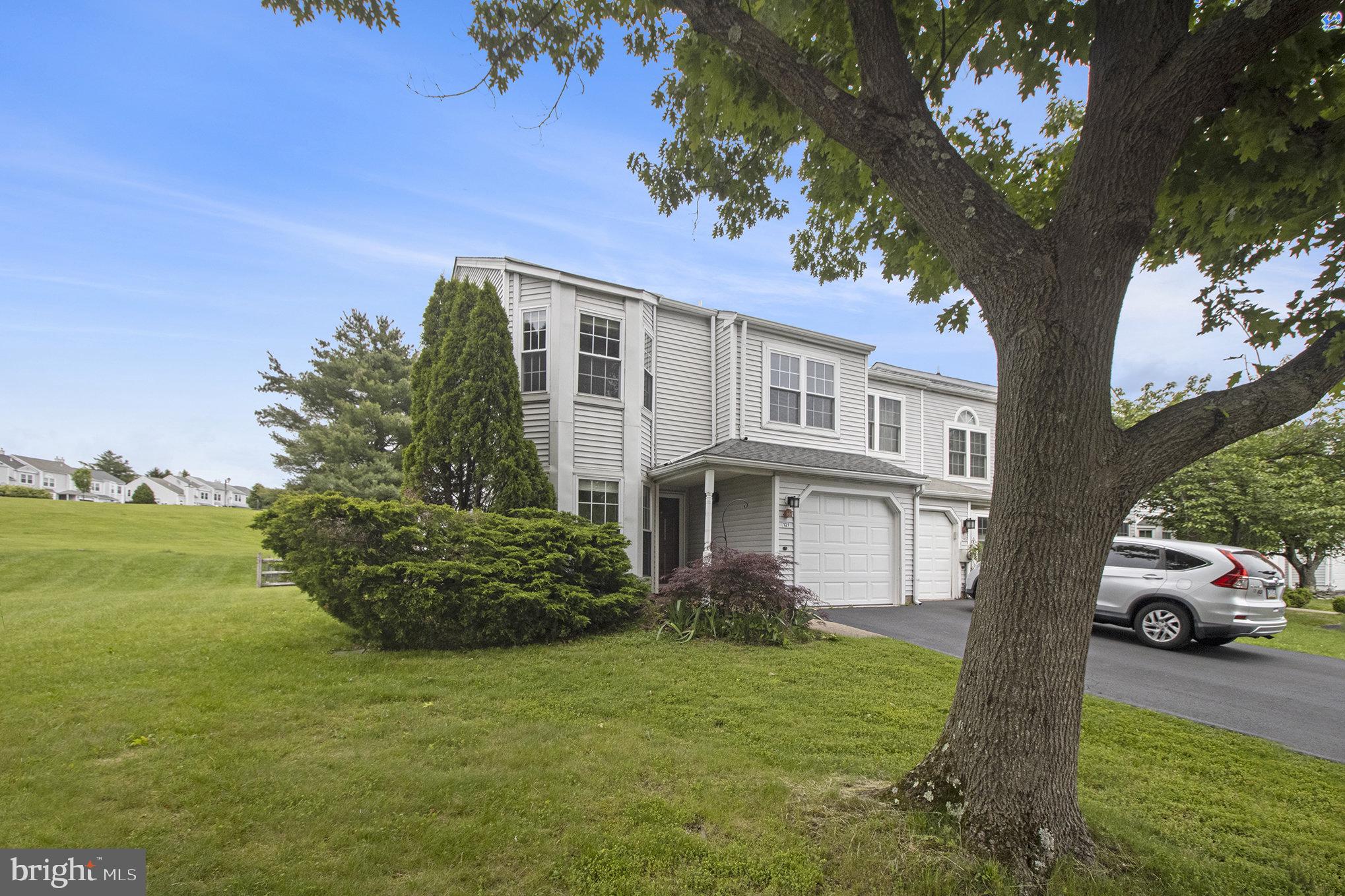121 N PARK ROAD