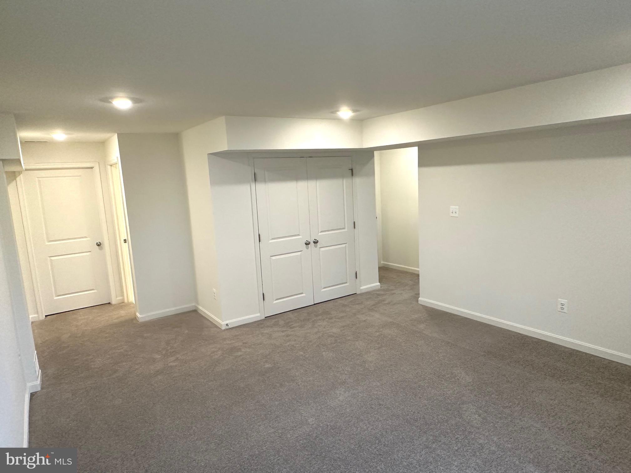 SOUTH HILLS - Residential