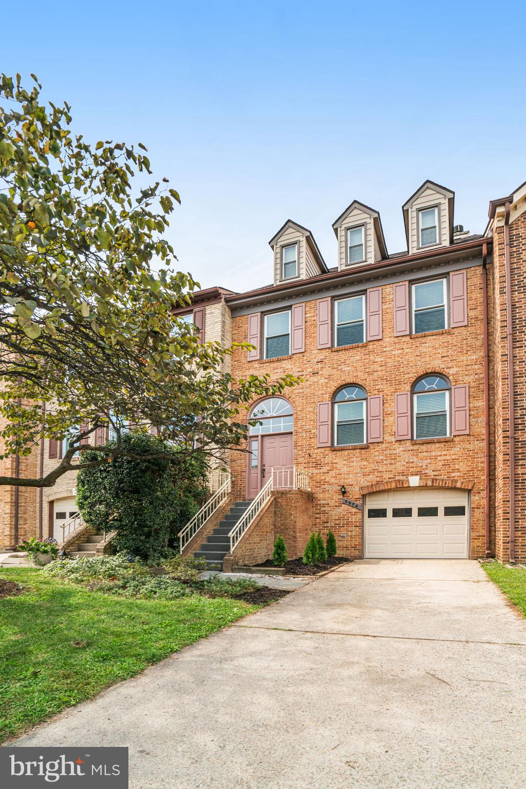 5974 WESCOTT HILLS WAY