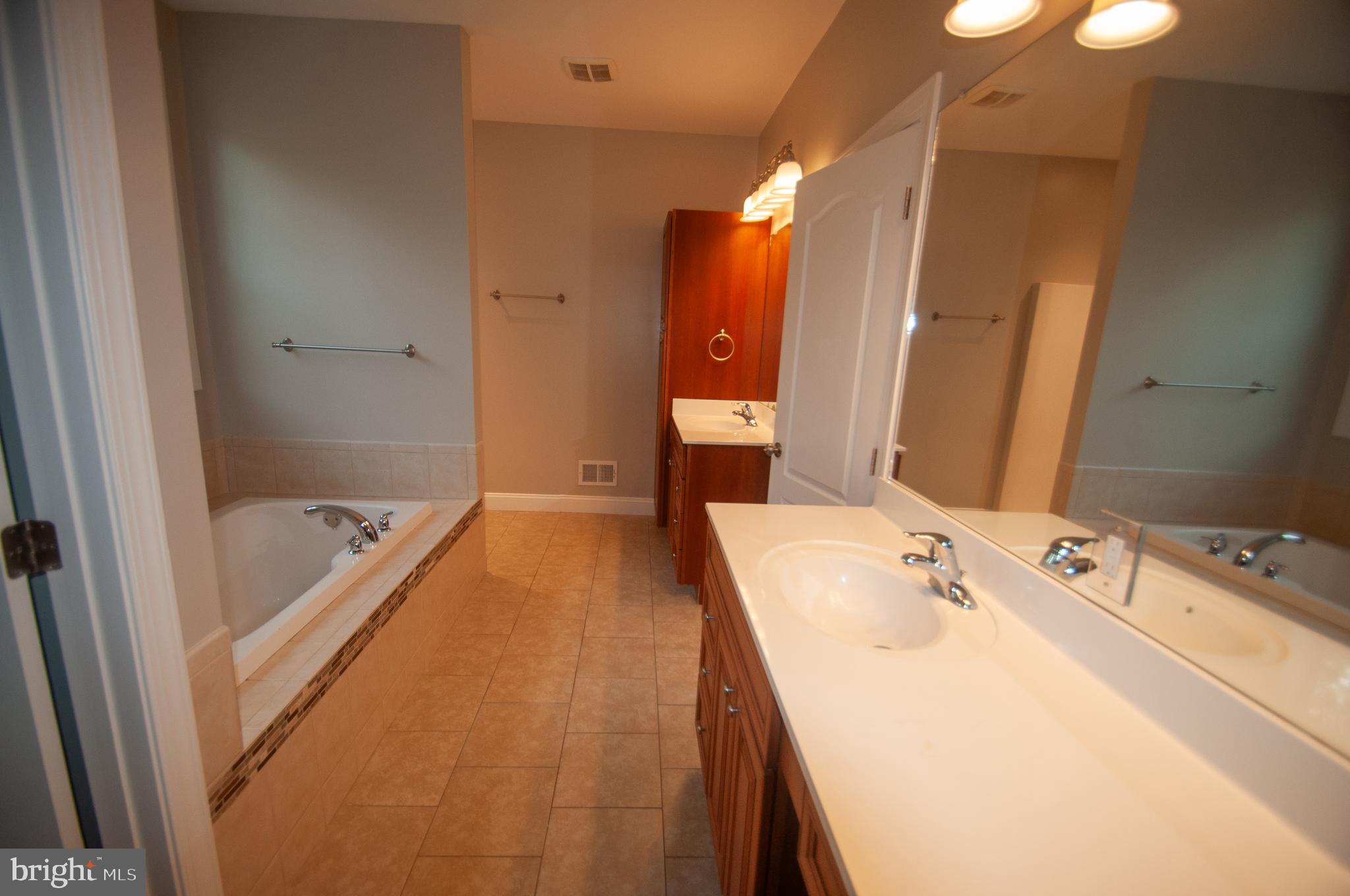 HERBERT FIELDS - Residential