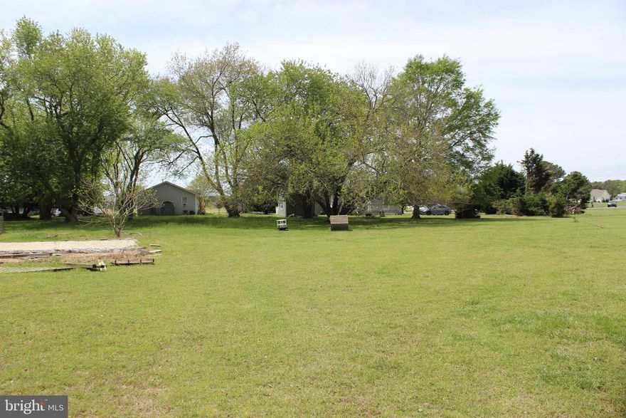 10/72 Seller has done all the test! Oversized cleared cul-de-sac lot (14331 sq. ft.). Survey & 3 BR Cert. letter on file. Lot has water availability. No time frame to build and no builder tie-in. Enjoy all the amenities and the lifestyle on the Eastern Shore of VA. Captain’s Cove is the Eastern Shore of Virginia's fastest growing Golf & Waterfront community. Close to Chincoteague Island, Wallops Island and Ocean City MD. HOA amenities: Pristine 9 Hole Golf Course, indoor/outdoor pools (2), fitness center, basketball, tennis & pickle-ball courts, boat ramp, docks, playground, biking & walking trails, dog park, security and so much more. Call for information.
