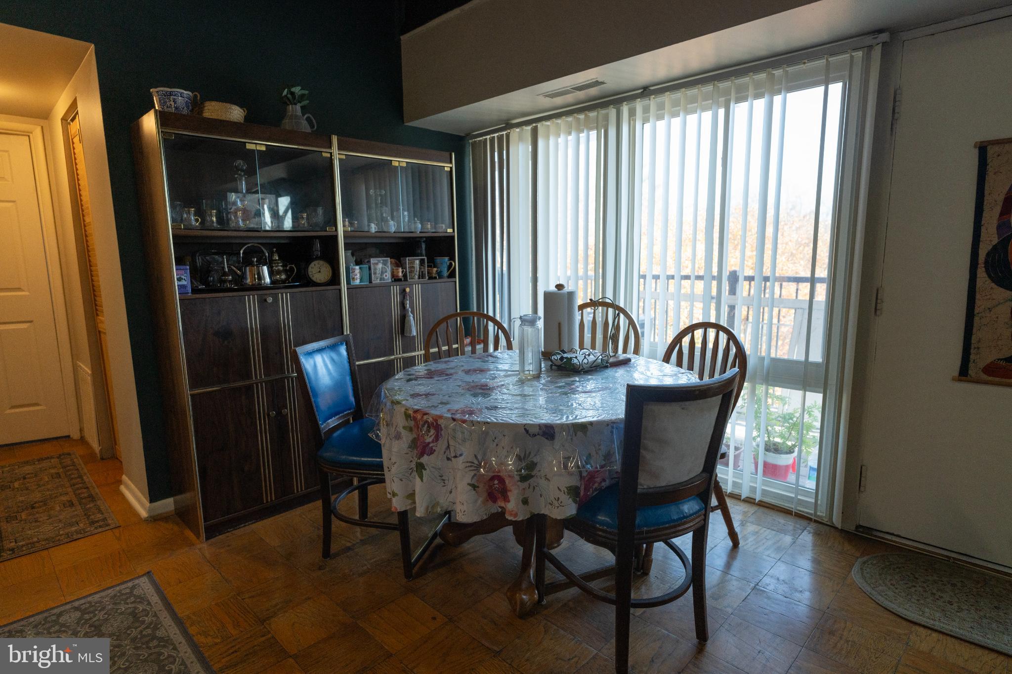 3421 UNIVERSITY BOULEVARD W 3421-302