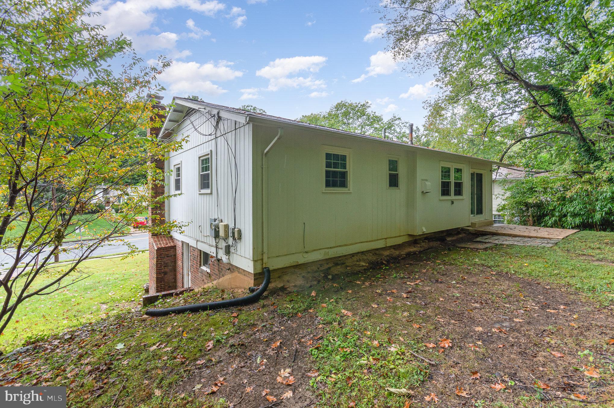 KEENE MILL MANOR - Residential