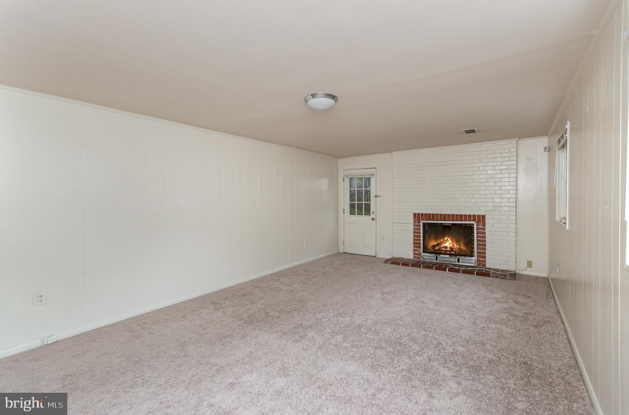 KEENE MILL MANOR - Residential