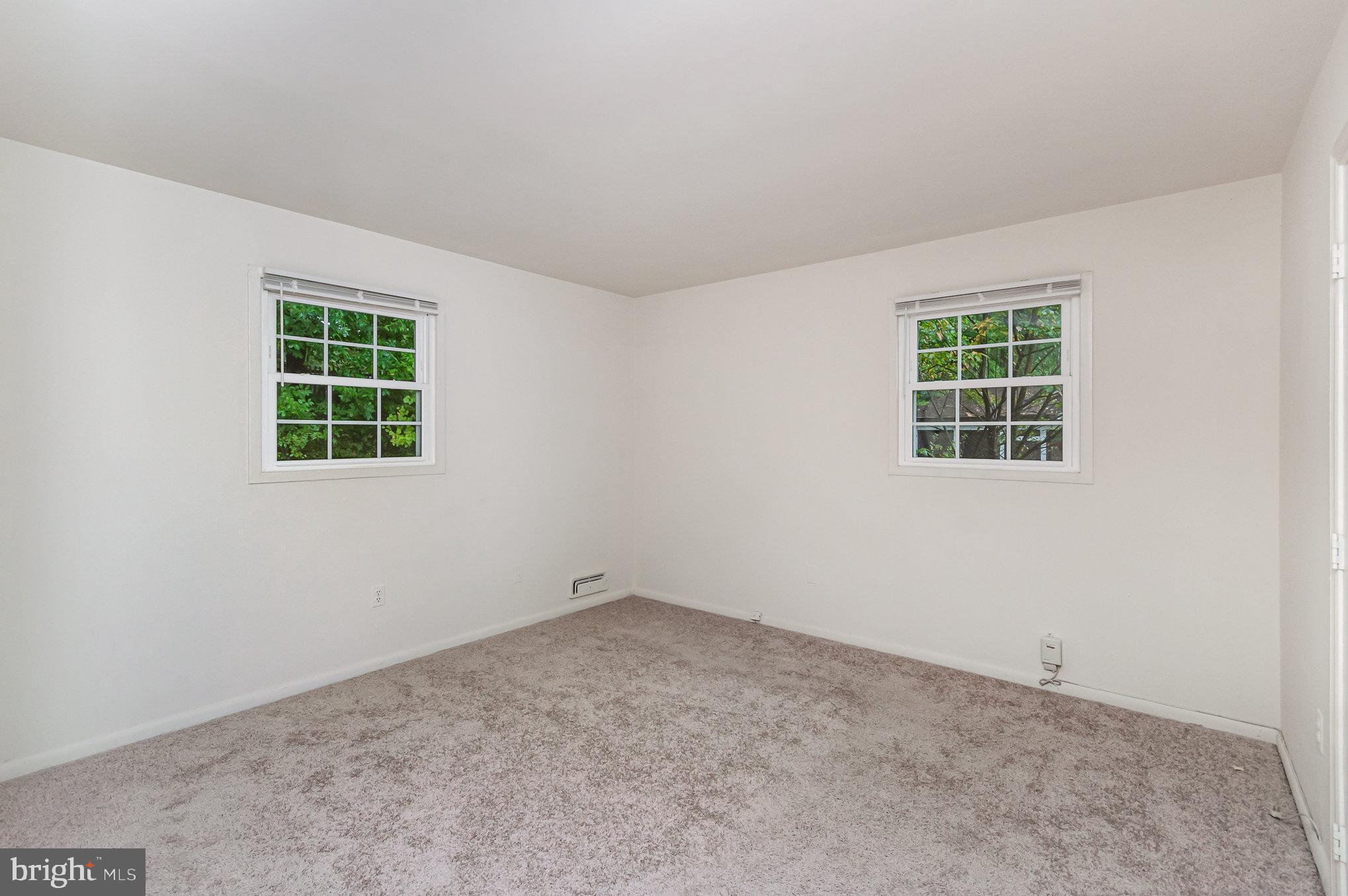 KEENE MILL MANOR - Residential