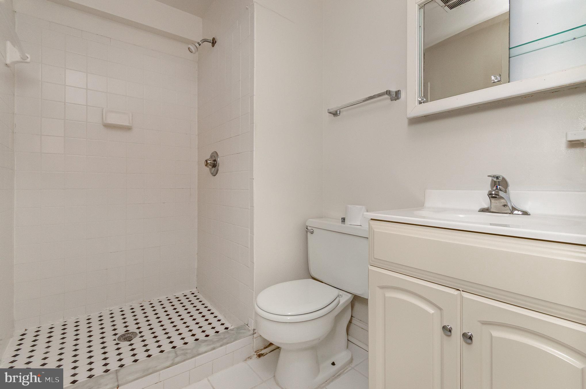 KEENE MILL MANOR - Residential