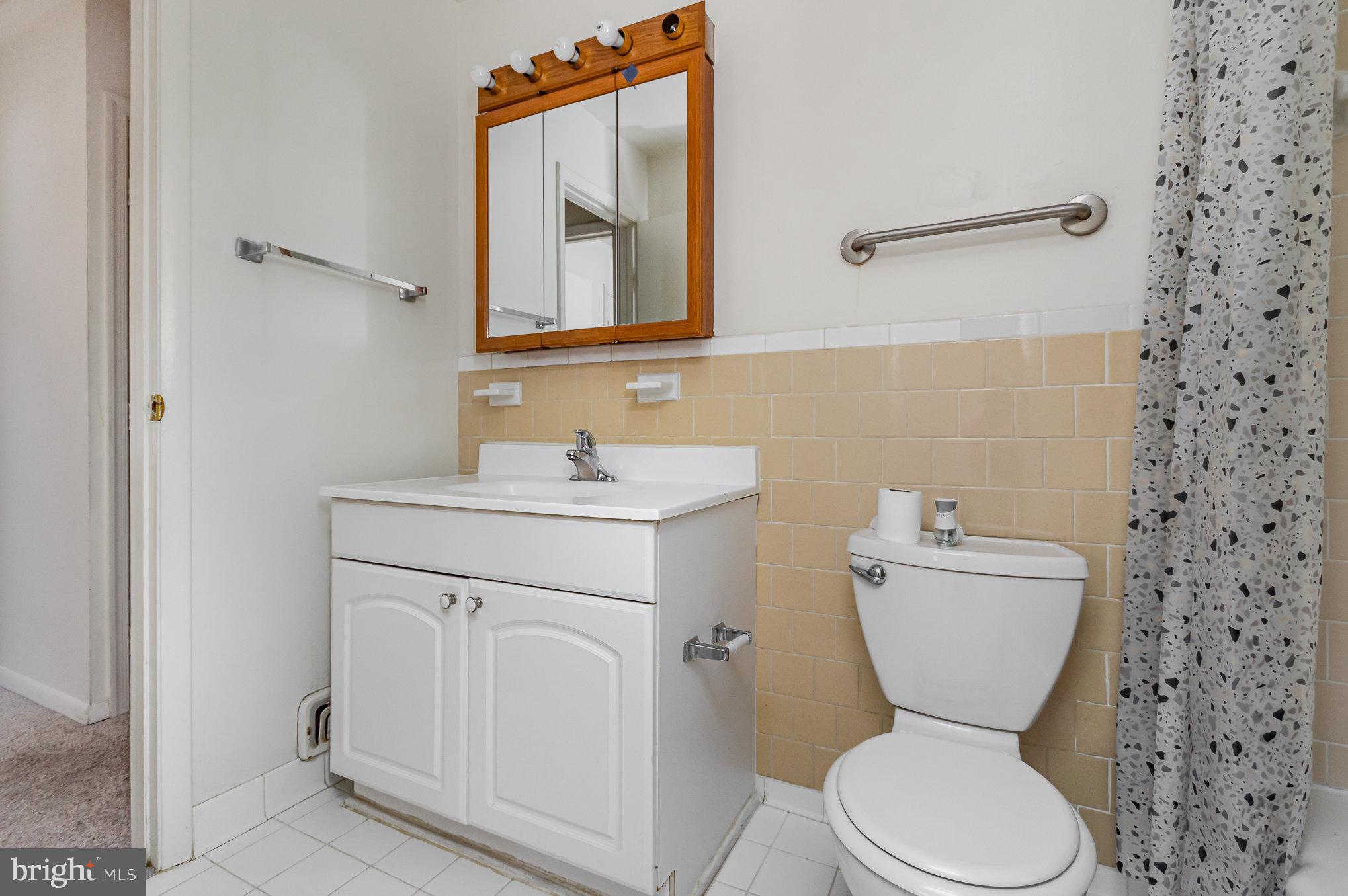 KEENE MILL MANOR - Residential