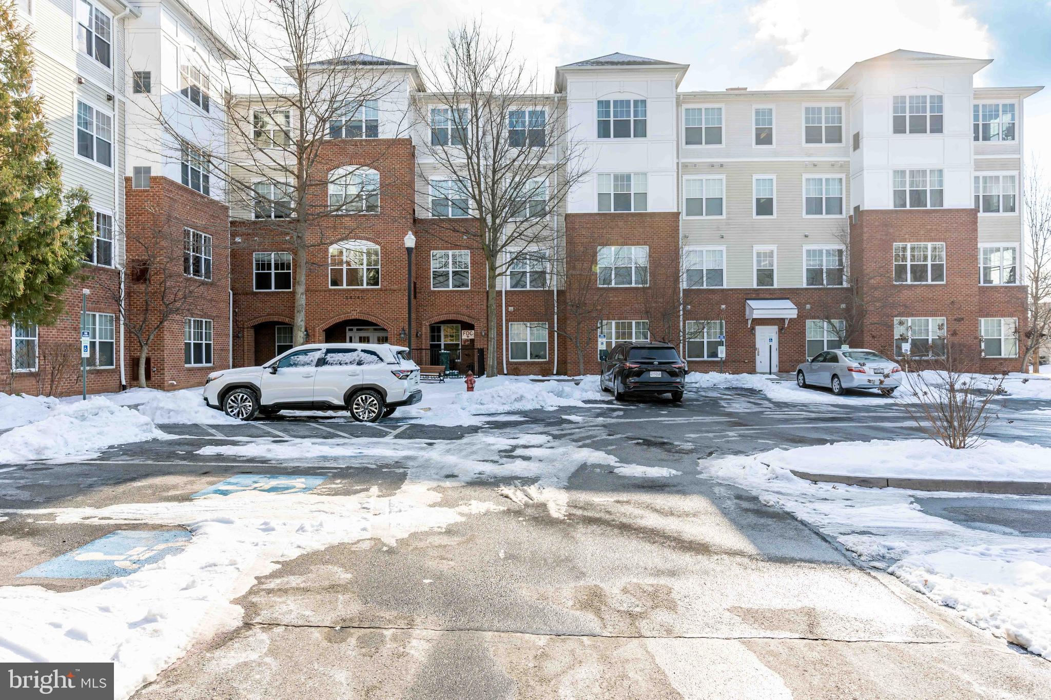 14241 KINGS CROSSING BOULEVARD 104