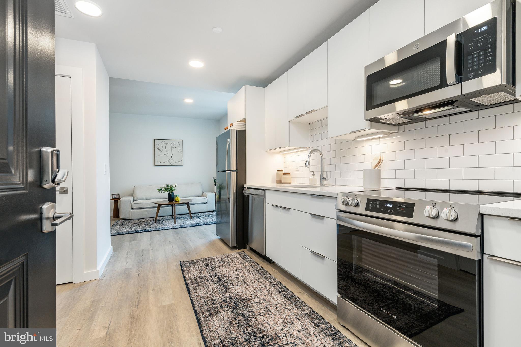 1130 N DELAWARE AVENUE 307