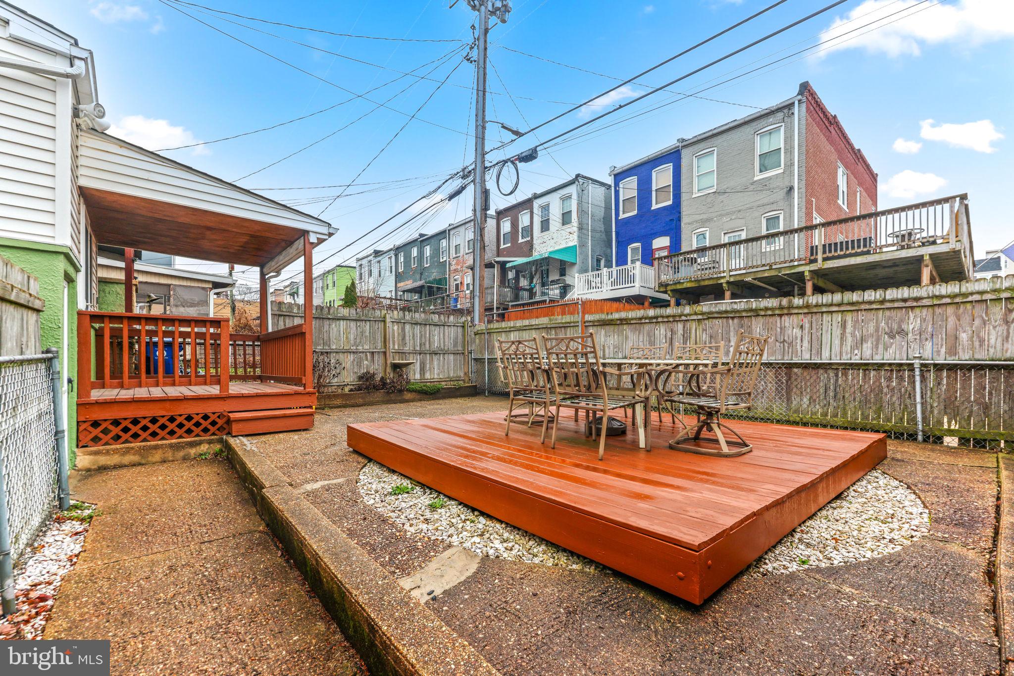 HAMPDEN HISTORIC DISTRICT - Residential