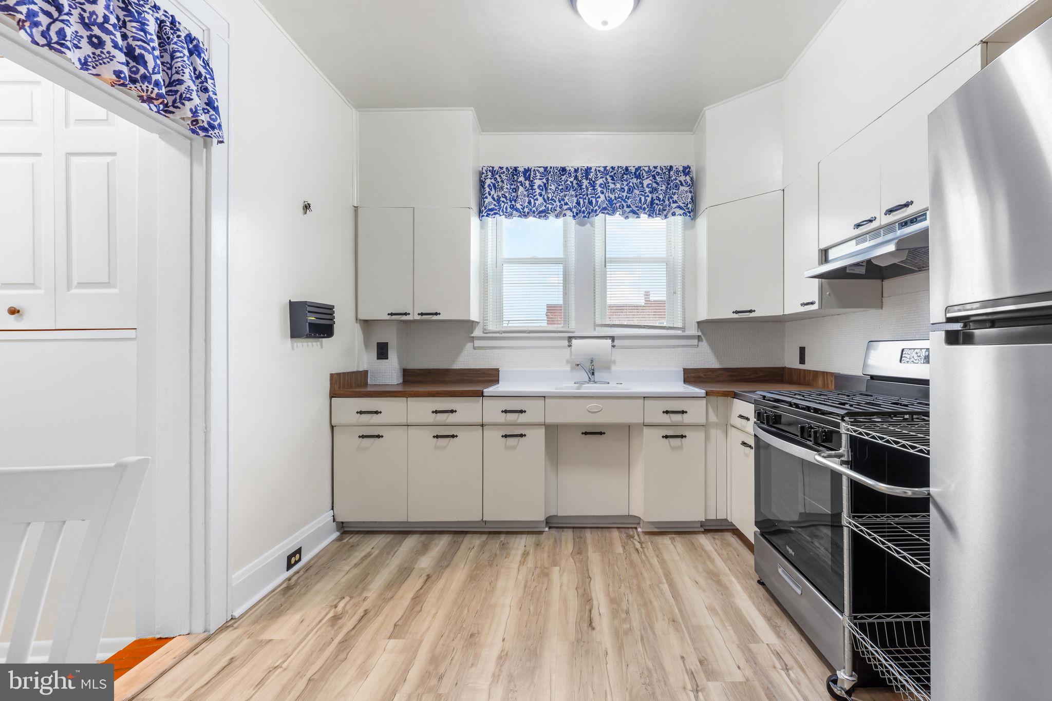 HAMPDEN HISTORIC DISTRICT - Residential