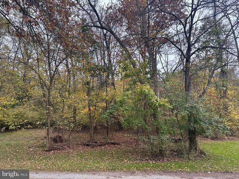 4031 FOX RUN ROAD DOVER PA 17315